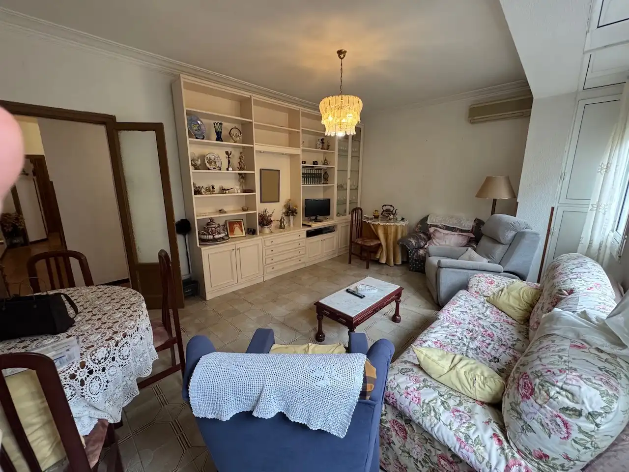 Piso con terraza en venta en Carrer de Vilamarí, imagen 2