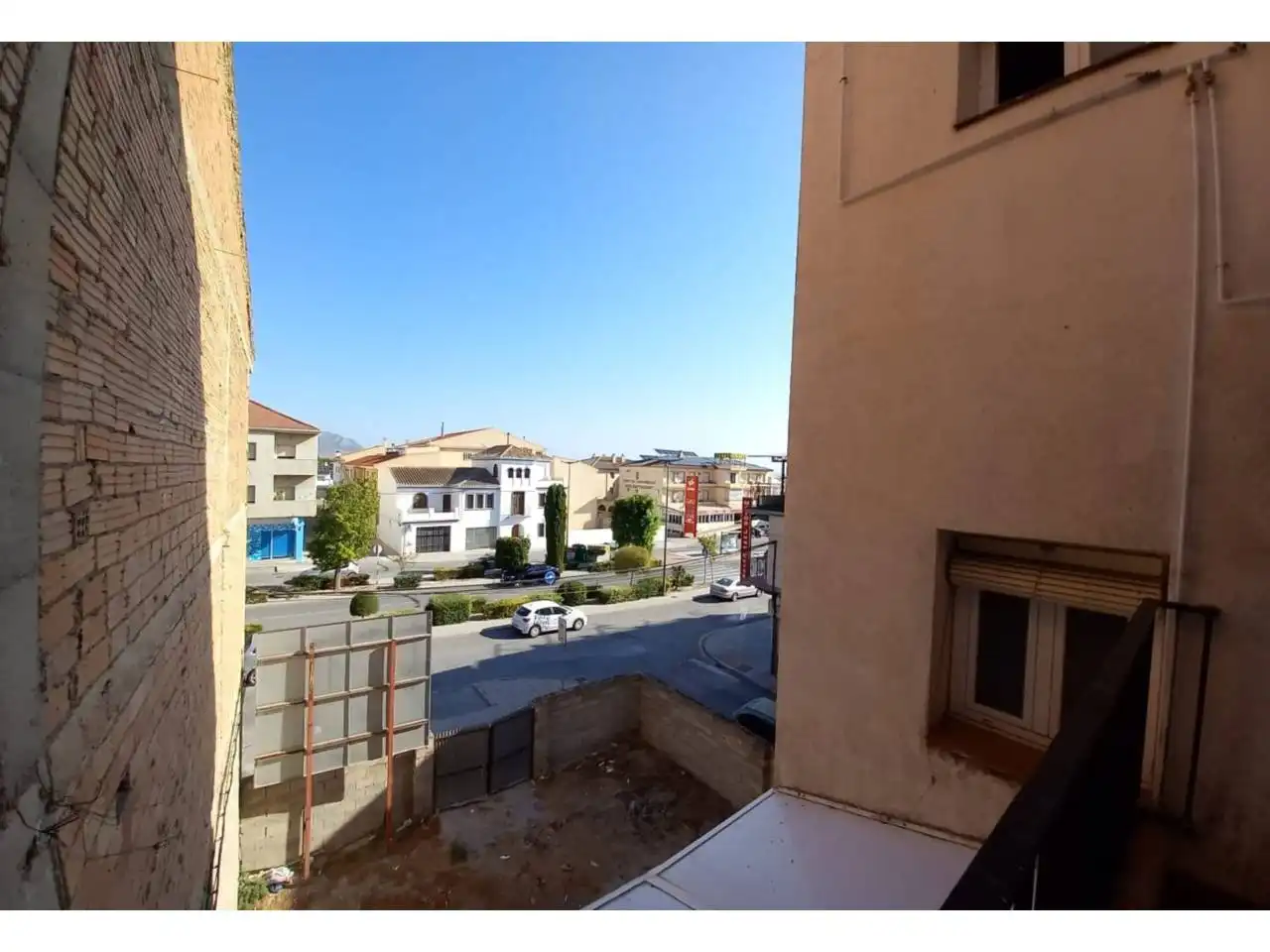 Außenansicht von Wohnung zum Verkauf in Baza mit Terrasse