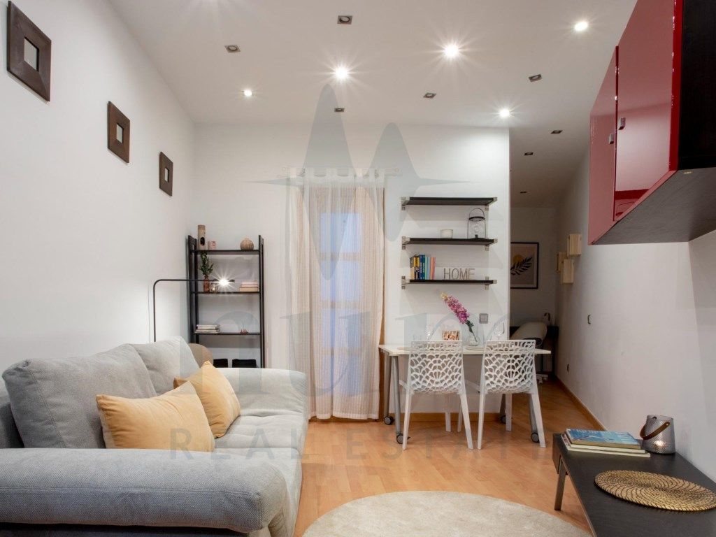 Flat for sale in Calle del General Lacy, Palos de Moguer, Arganzuela
