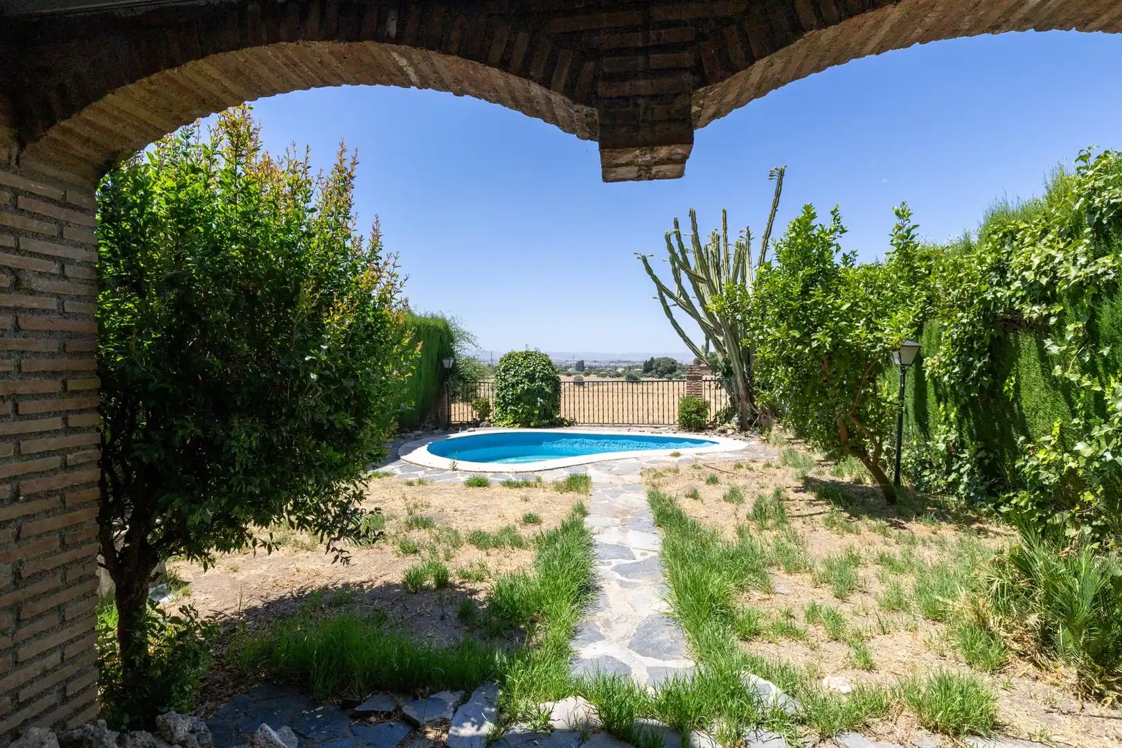 Piscina de Casa adosada en venta en Granada con Calefacción, Jardín privado y Terraza