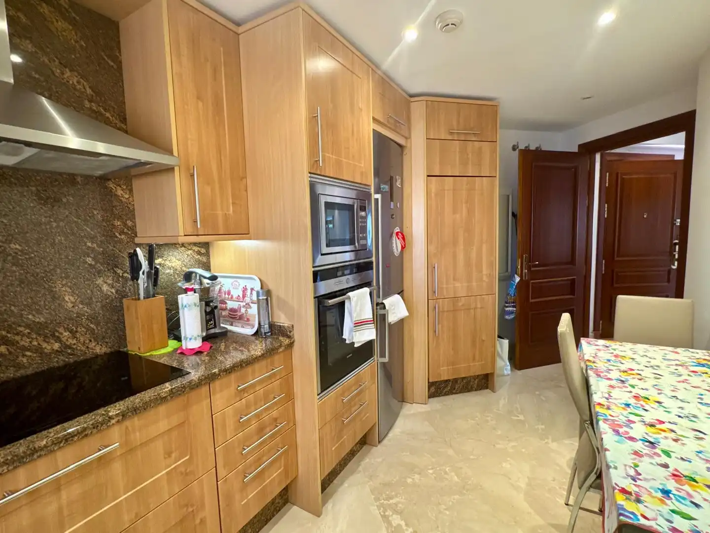 Cocina de Apartamento en venta en Estepona con Aire acondicionado, Terraza y Piscina