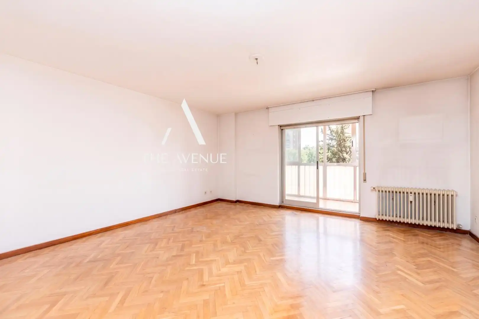 Sala de estar de Piso en venta en Madrid con Calefacción, Parquet y Terraza