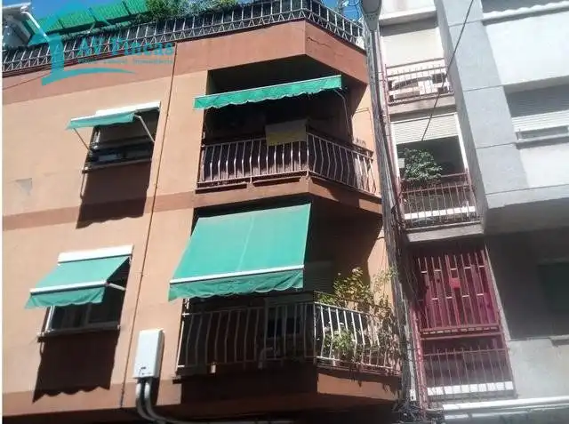 Àtic en venda a Calle NAPOLS 85