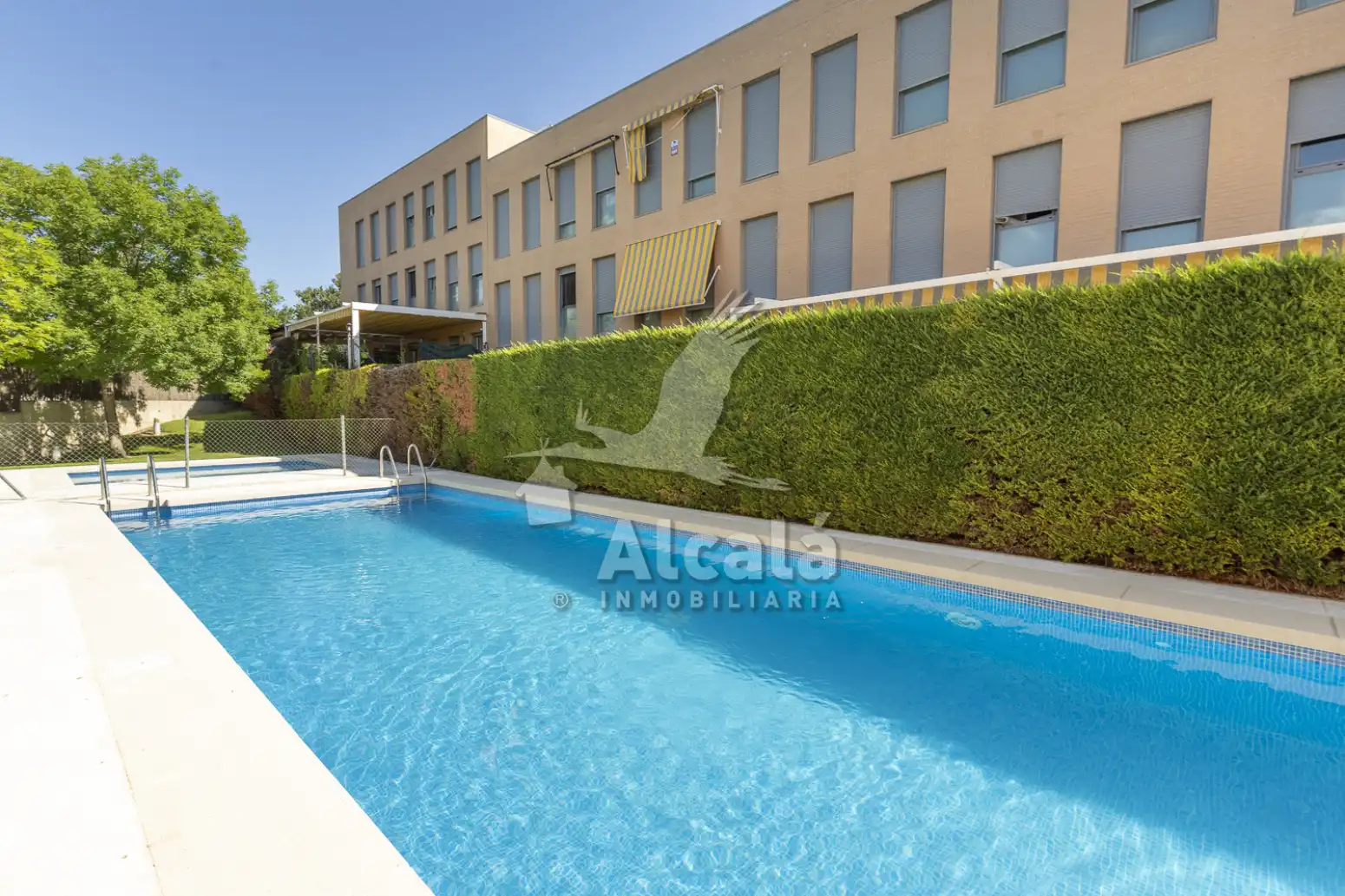 Schwimmbecken von Wohnung zum Verkauf in Villalbilla mit Klimaanlage, Heizung und Terrasse
