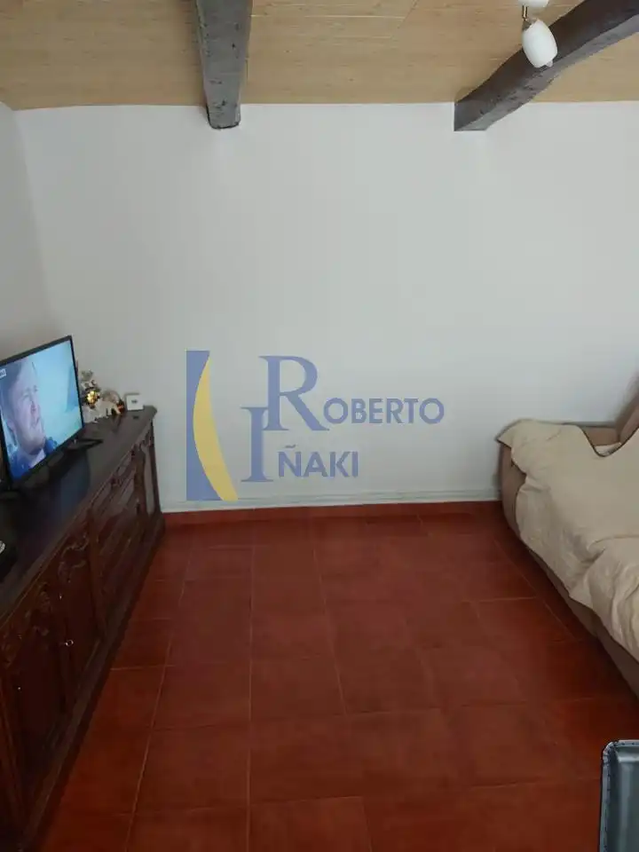 Casa adosada en venda en Cubillas de los Oteros amb Calefacció i Jardí privat