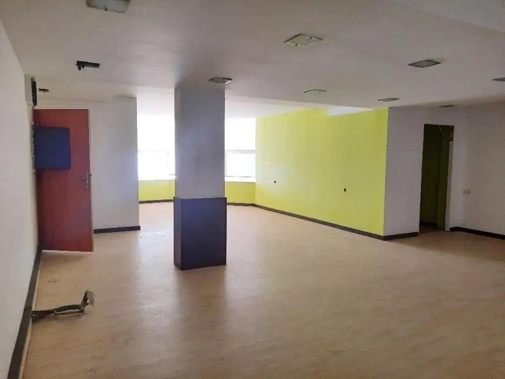 Office for sale in Ripollet