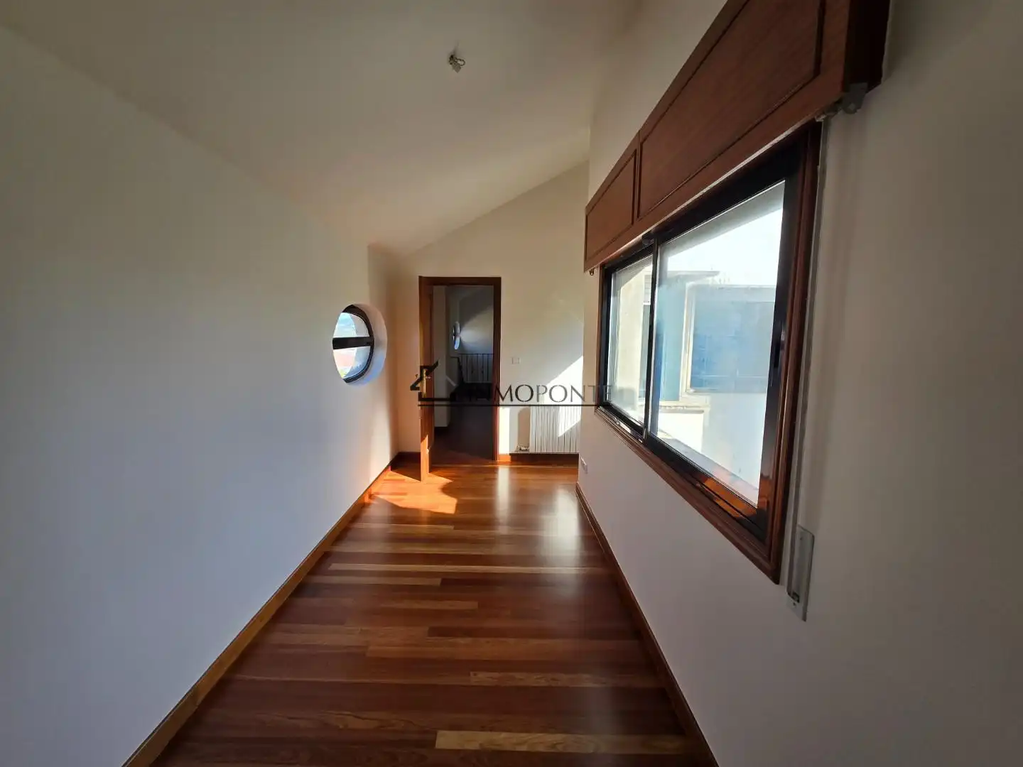 Habitación de Dúplex en venta en Pontevedra Capital 