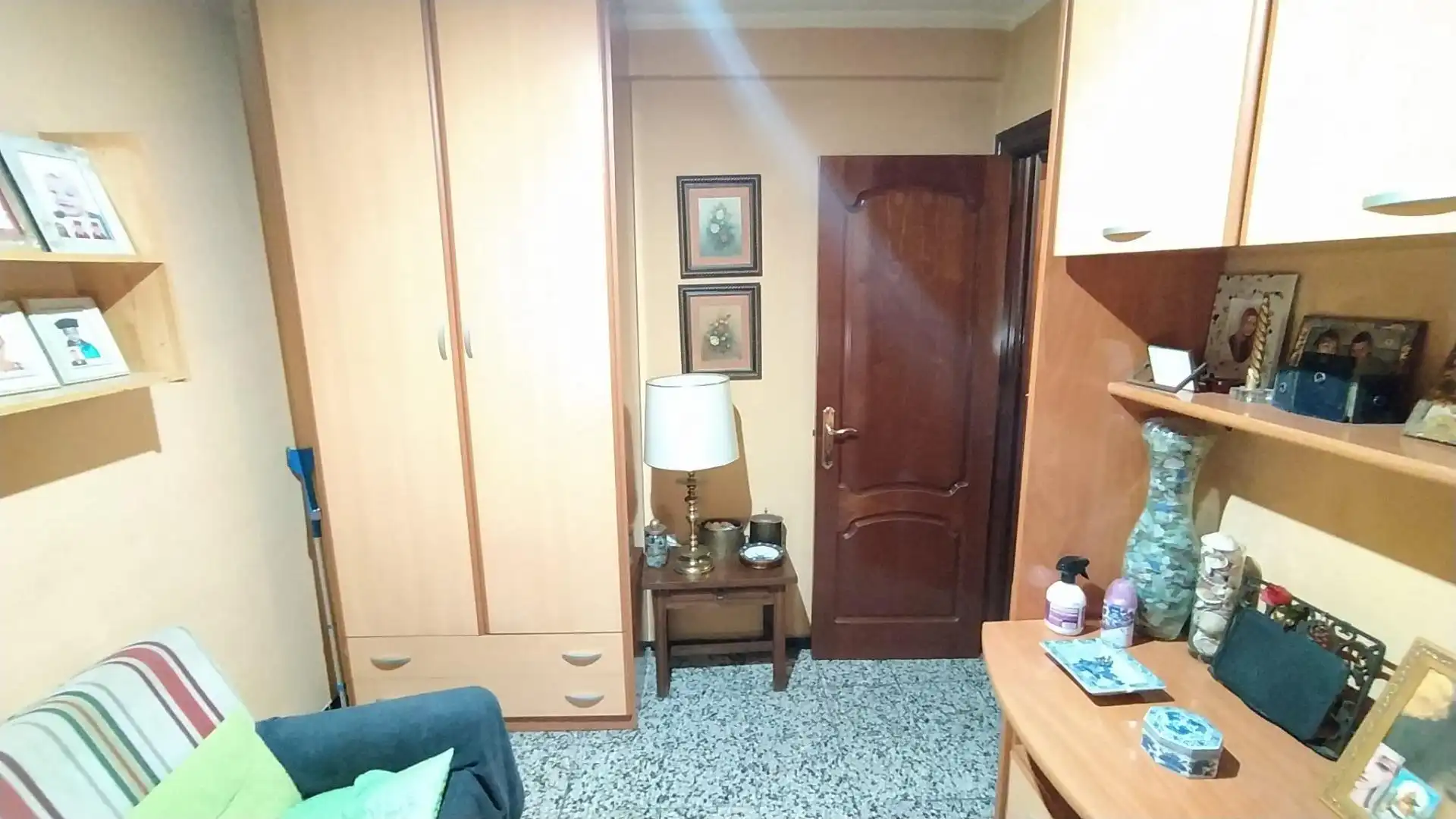 Dormitori de Pis en venda en Carretera de Cádiz