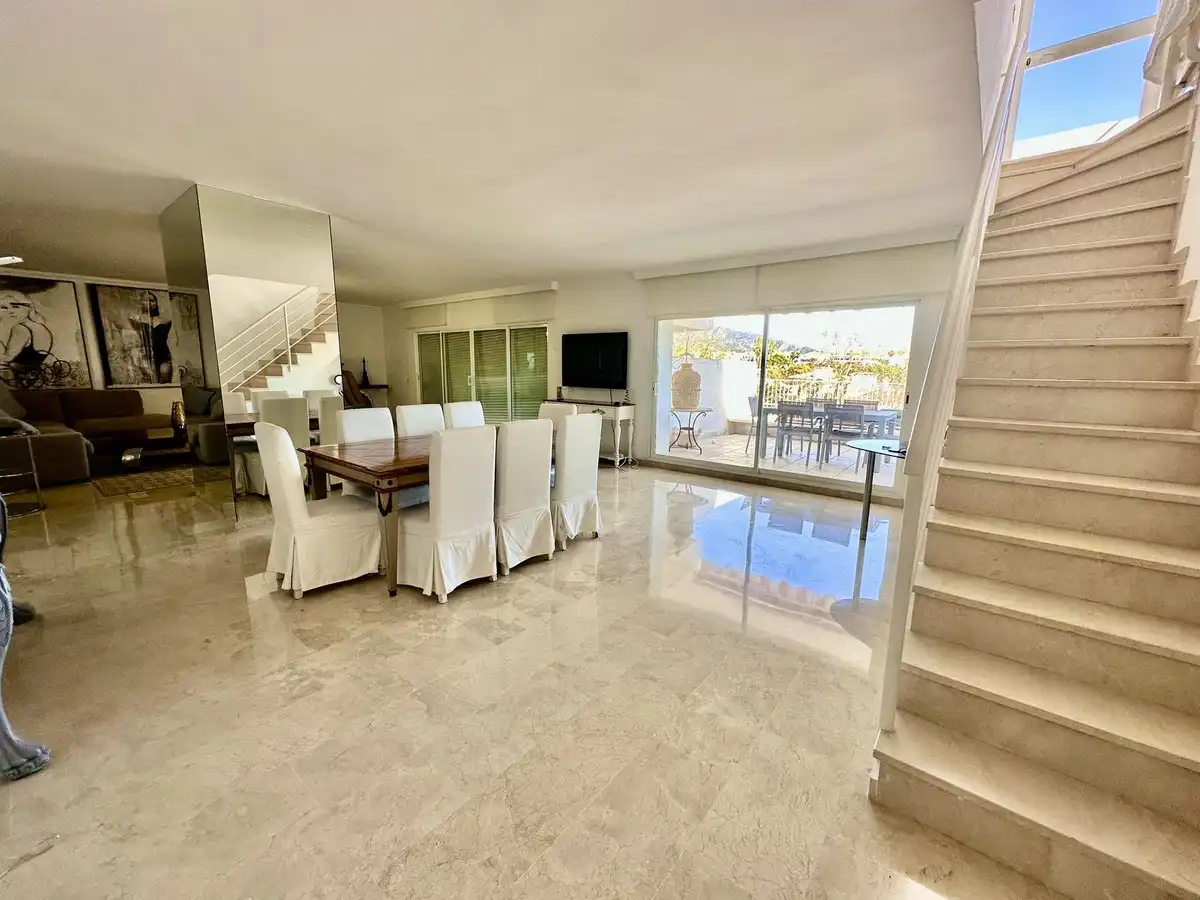 Apartament amb terrassa en venda a Milla de Oro, imagen 5