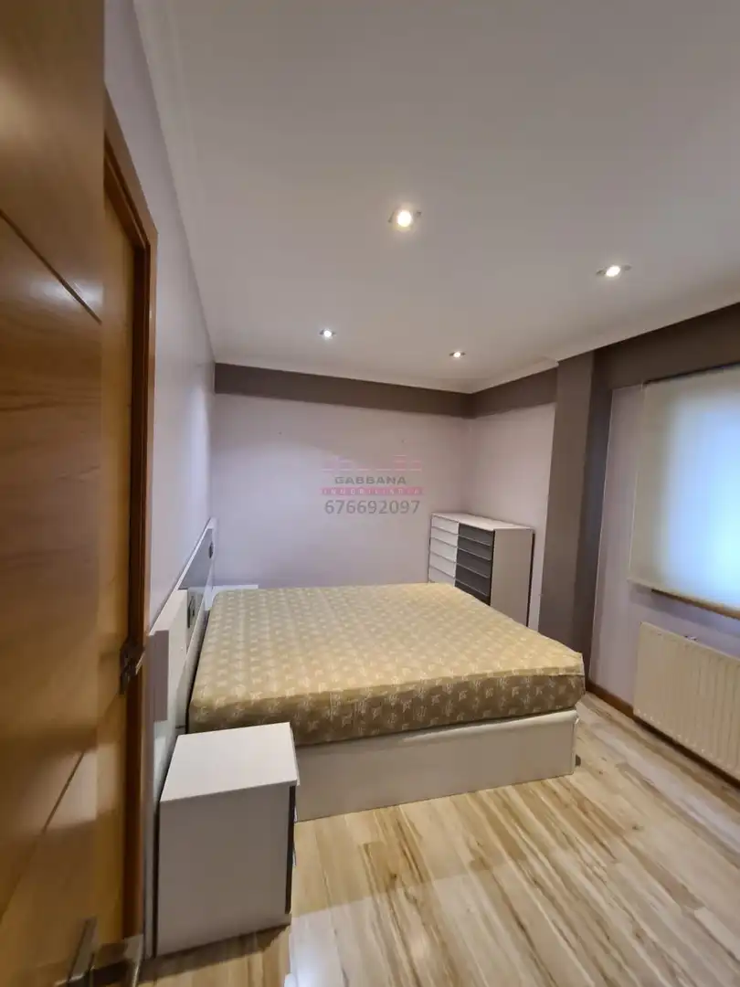 Wohnung zur Miete in Rúa de Concepción Arenal, 52, Centro - Areal
