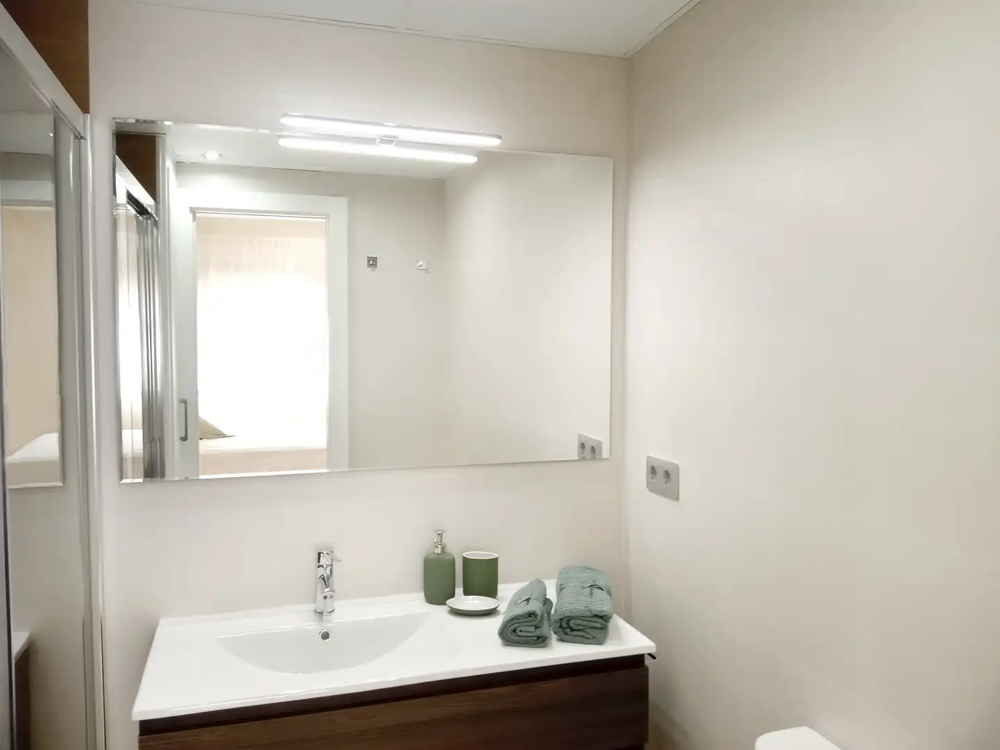 Apartamento de alquiler en Calle Secoya, Parque Alcosa