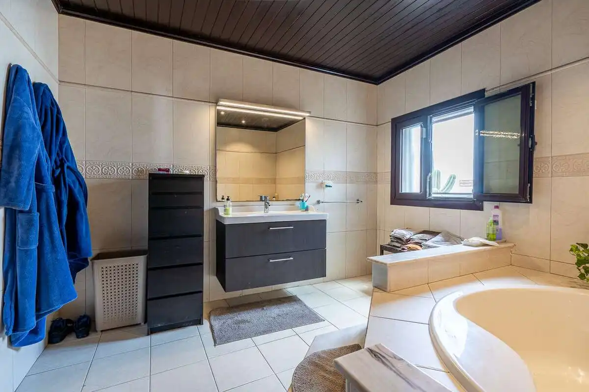 Baño de Casa o chalet en venta en San Bartolomé con Trastero y Amueblado