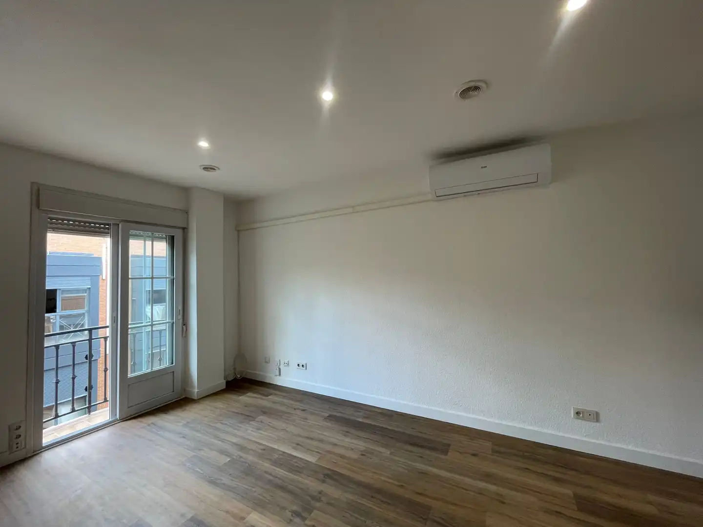 Flat for rent in Villanueva de la Cañada  with Air Conditioner, Heating and Furnished