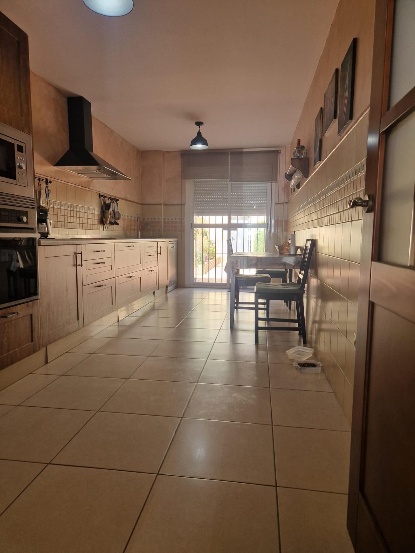 Cocina de Casa adosada en venta en El Puerto de Santa María