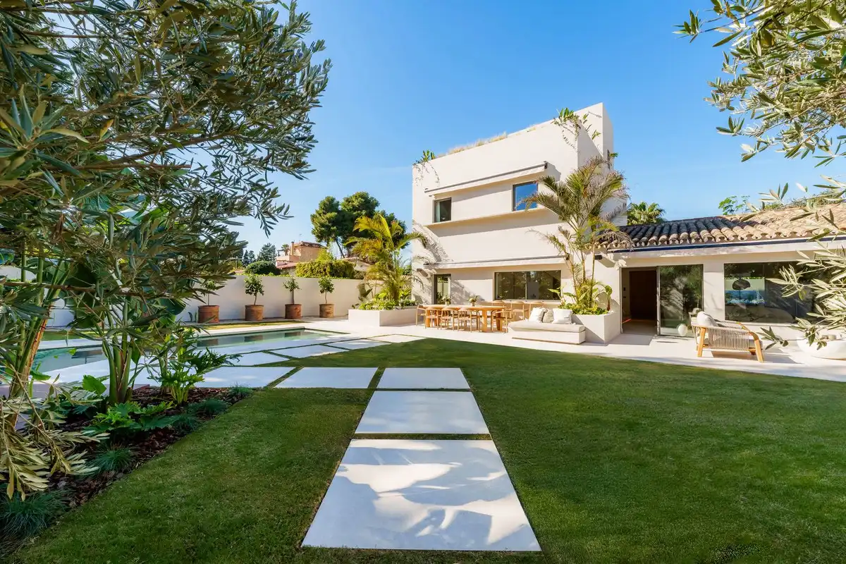 Chalet con piscina en venta en San Pedro de Alcántara, imagen 24