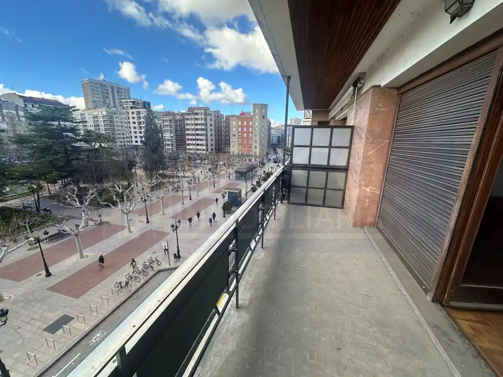 Pis en venda a Casco Antiguo