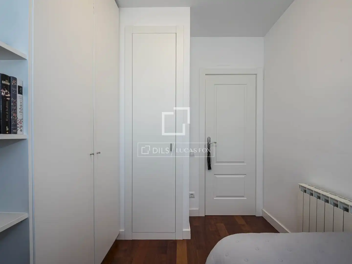 Bedroom of Flat for sale in Sant Cugat del Vallès  with Air Conditioner, Heating and Terrace