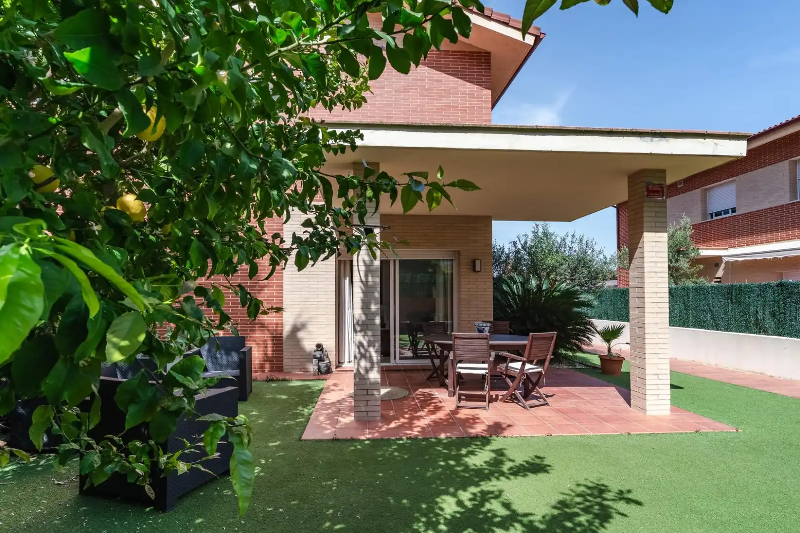 Terrassa de Casa adosada en venda en Els Pallaresos amb Aire condicionat, Calefacció i Jardí privat