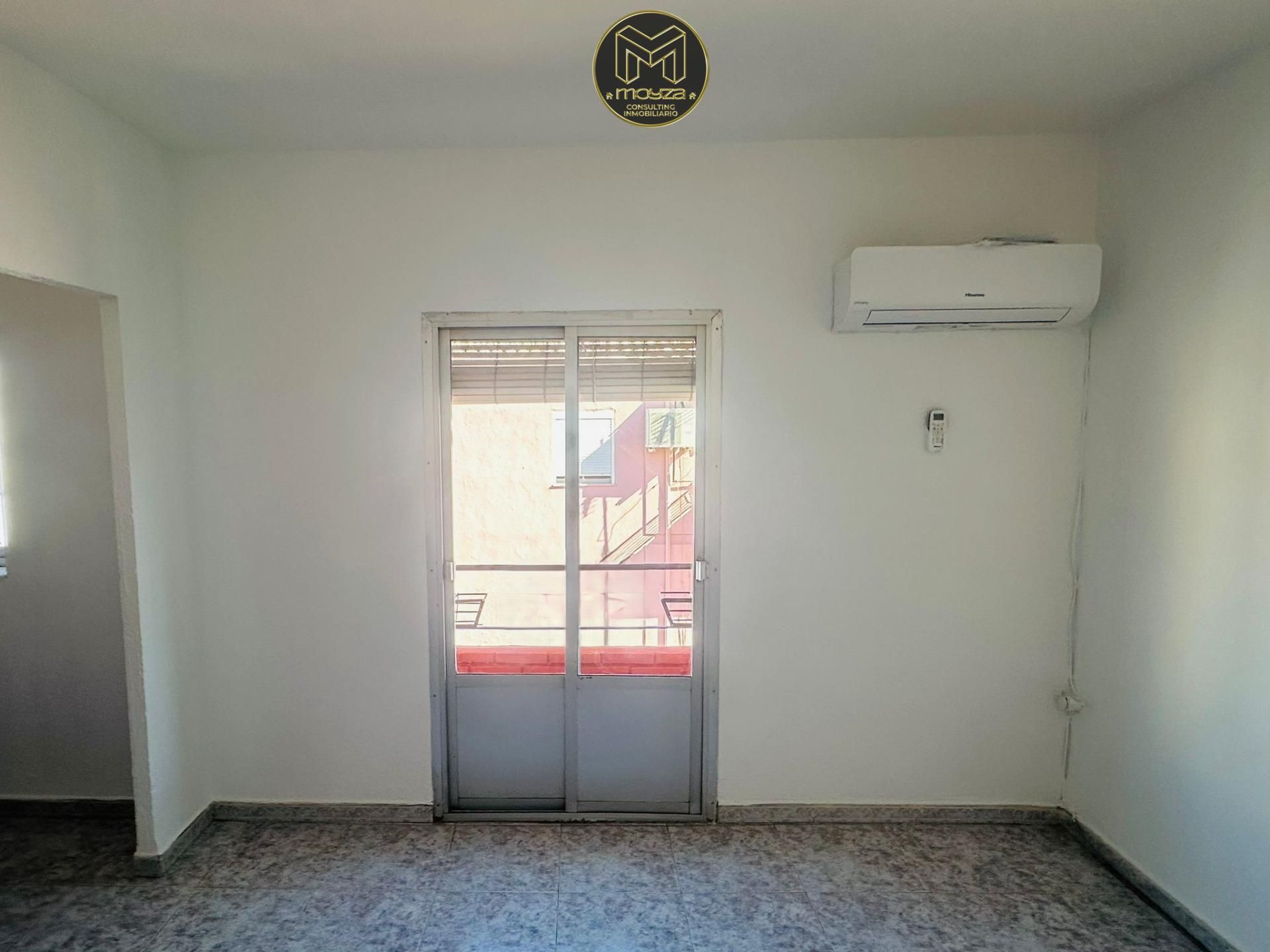Flat for sale in  Jaén Capital  with Air Conditioner and Heating