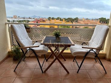 Apartamento con piscina en alquiler en Gongora