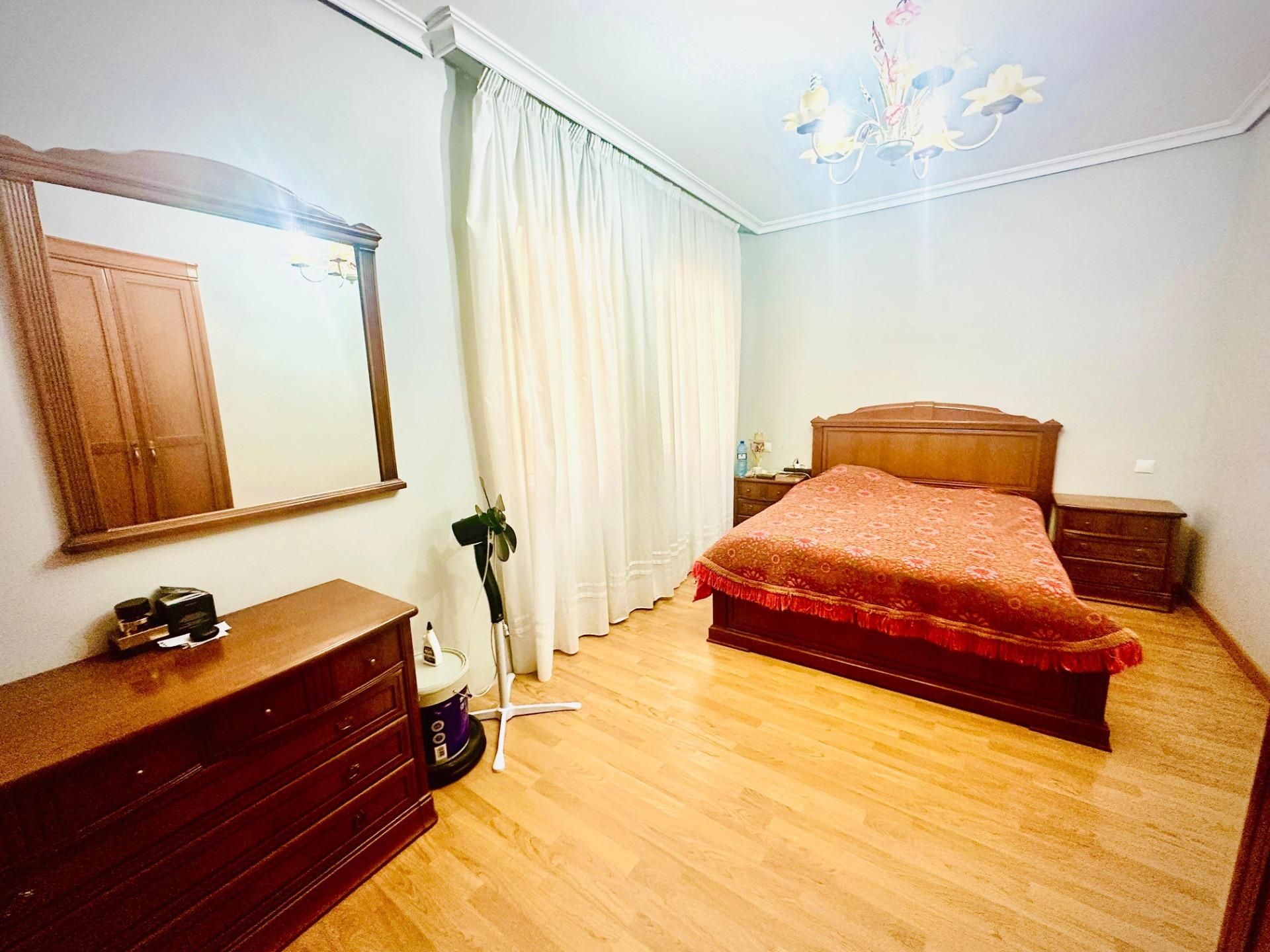 Dormitori de Apartament en venda en Alicante / Alacant amb Aire condicionat, Calefacció i Balcó