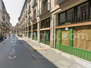 Locale commerciale in vendita a Calle DE LA PLATERIA