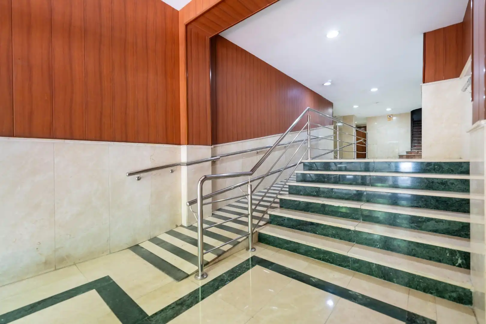 Pis en venda en Almería amb Aire condicionat, Calefacció i Parquet
