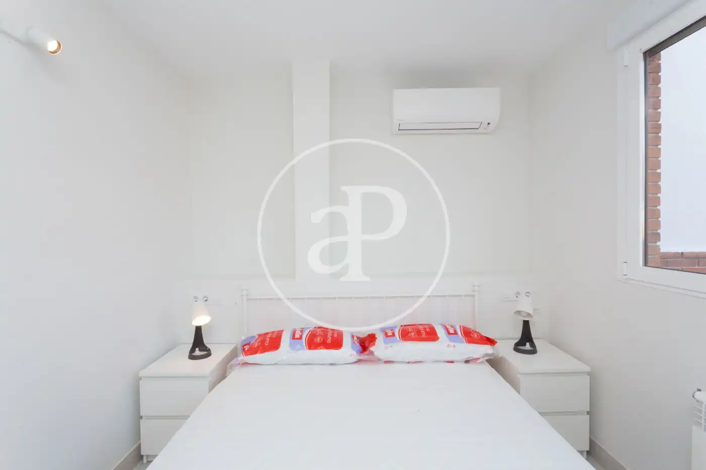 Schlafzimmer von Wohnung zur Miete in Madrid mit Klimaanlage, Heizung und Terrasse