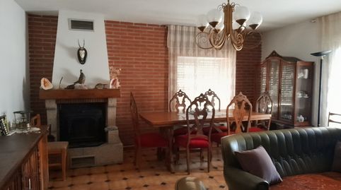 Foto 2 de Casa adosada en venda a Calle Castilblanco, Muñogrande, Ávila
