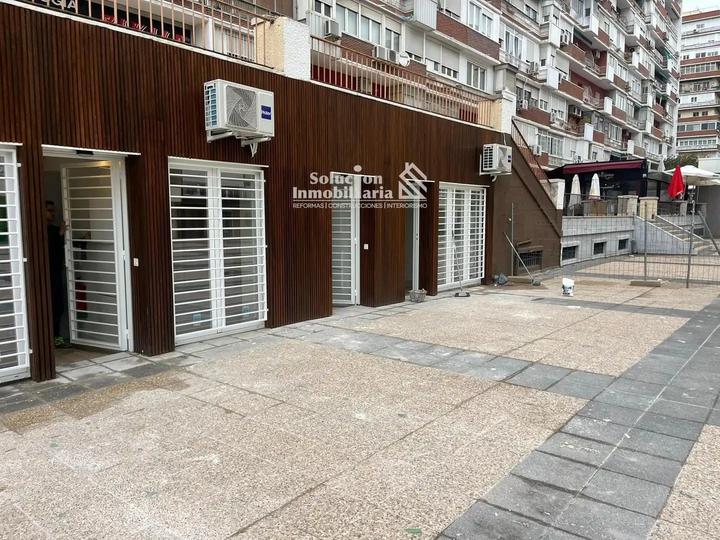 Außenansicht von Wohnungen zum Verkauf in Madrid mit Klimaanlage und Heizung