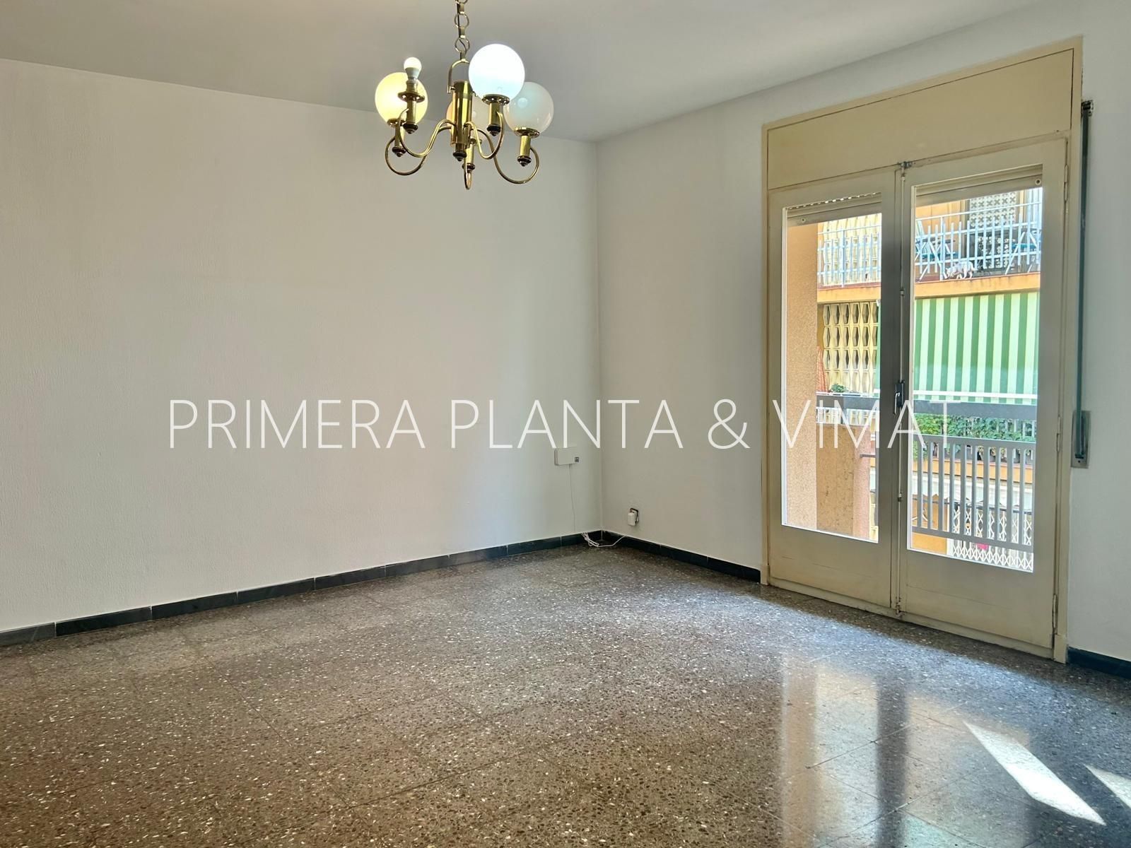 Sala d'estar de Pis en venda en Mataró amb Balcó