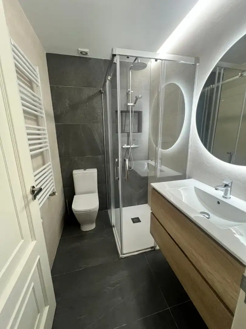 Baño de Piso en venta en Ourense Capital  con Calefacción, Parquet y Horno