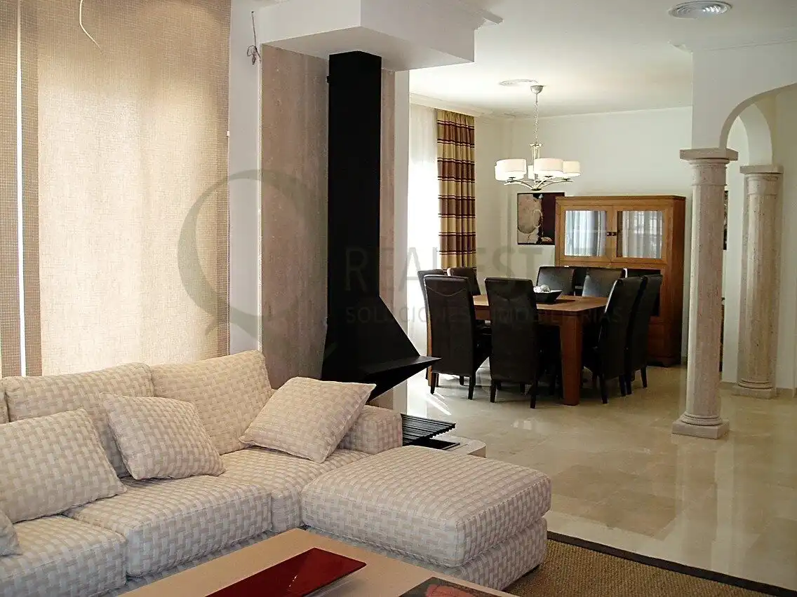Chalet con terraza en alquiler en Playa de San Juan - El Cabo de las Huertas, imagen 7