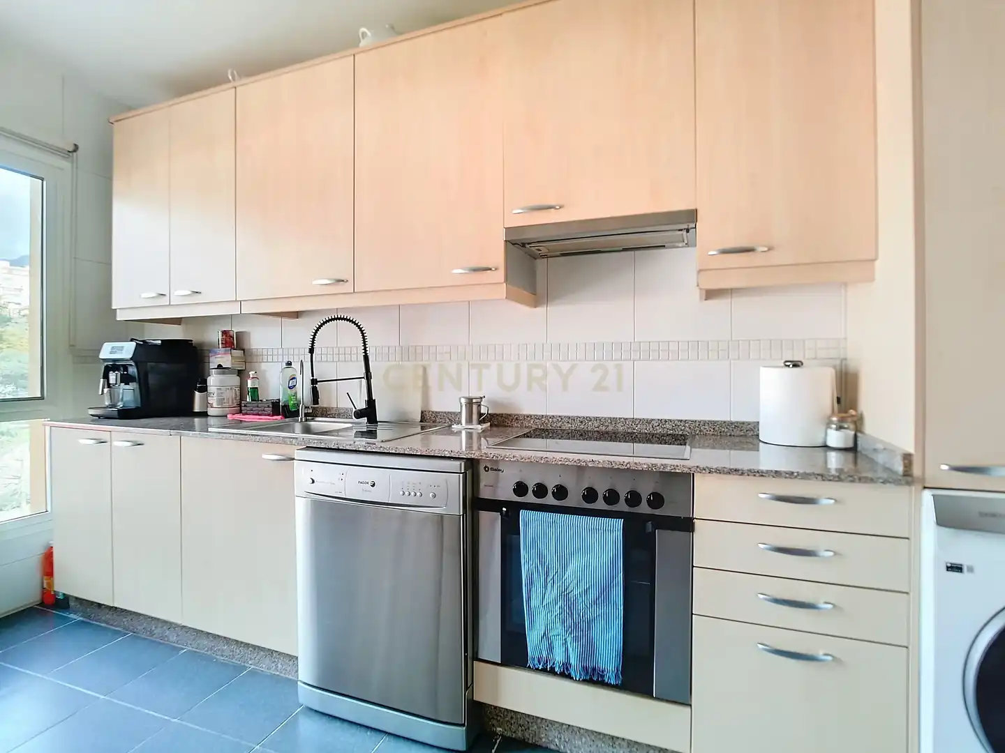 Kitchen of Apartments for sale in Fuengirola  with Air Conditioner, Private garden and Storage room