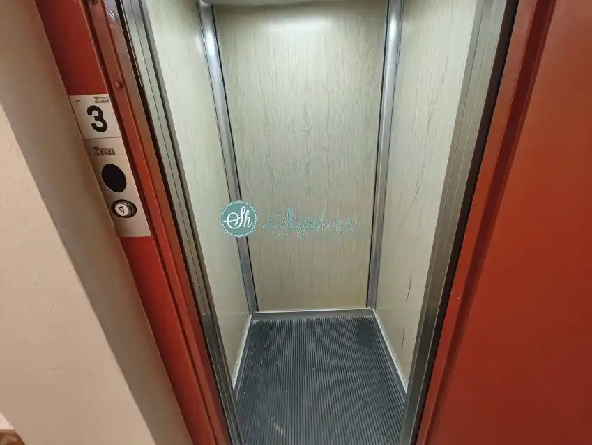 Piso en venta en Segovia con Calefacción, Parquet y Terraza