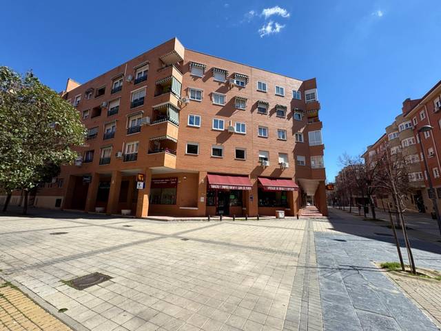 Piso en Venta en Calle HELEN KELLER en Getafe Norte