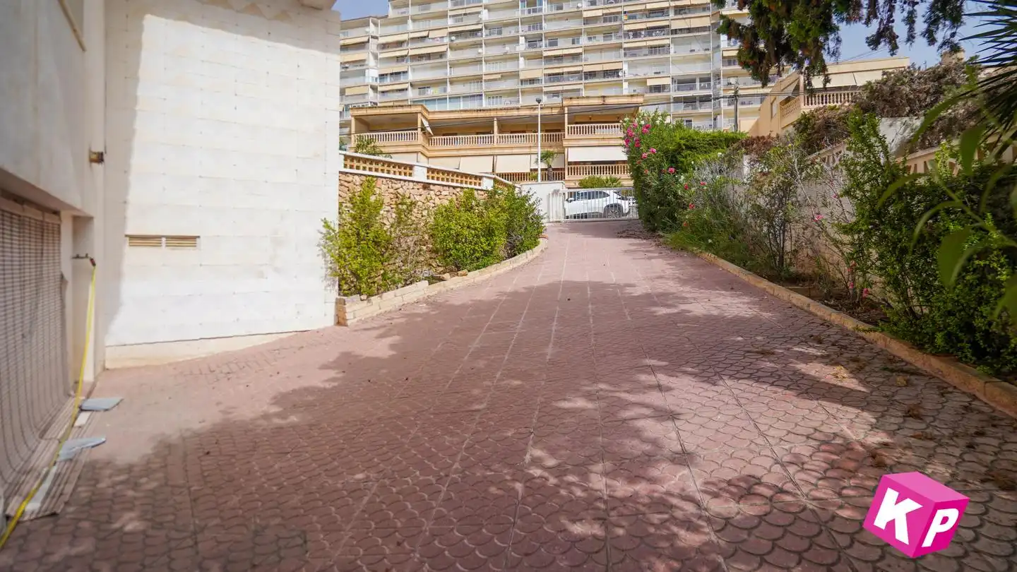 Casa amb jardí en venda a De La Armada Española, imagen 33