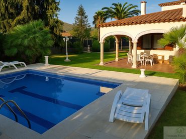 Casa con piscina en venta en Cabanyes - Mas Ambrós - Mas Pallí