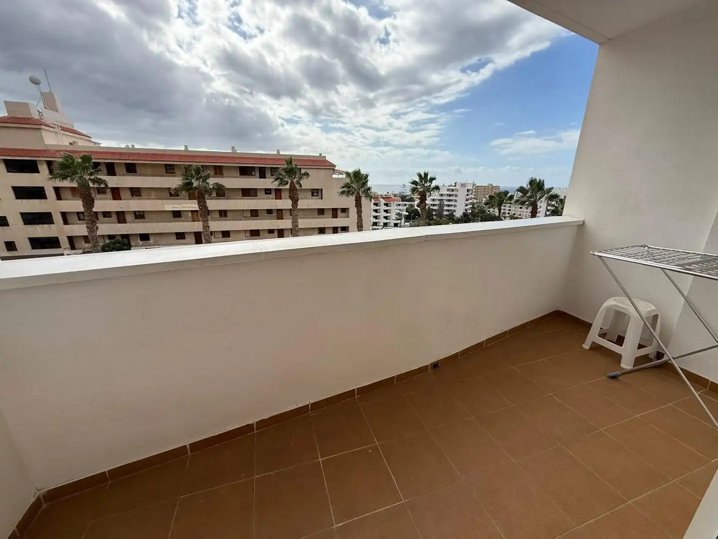 Apartments for rent in Calle HMNO PEDRO DE BETHENCOURT, 13, Los Cristianos