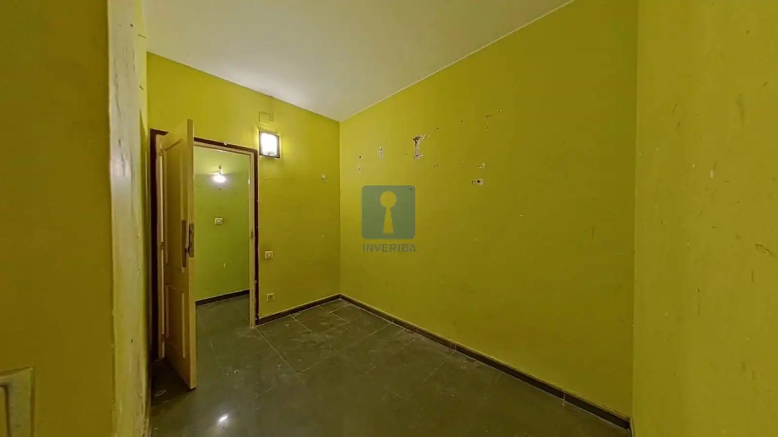 Piso en venta en Barcelona con Calefacción y Terraza