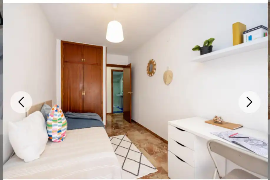 Bedroom of Flat for sale in Granada  with Air Conditioner and Terrace