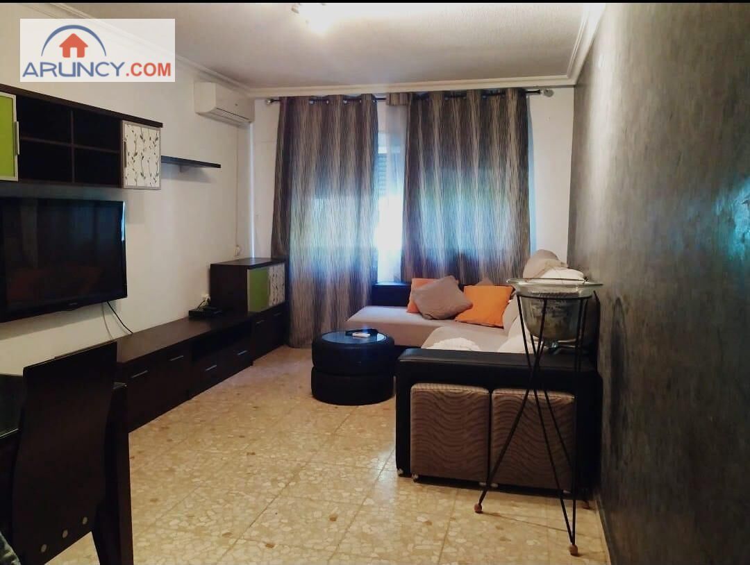 Flat for sale in La Oliva, Sur,  Sevilla Capital