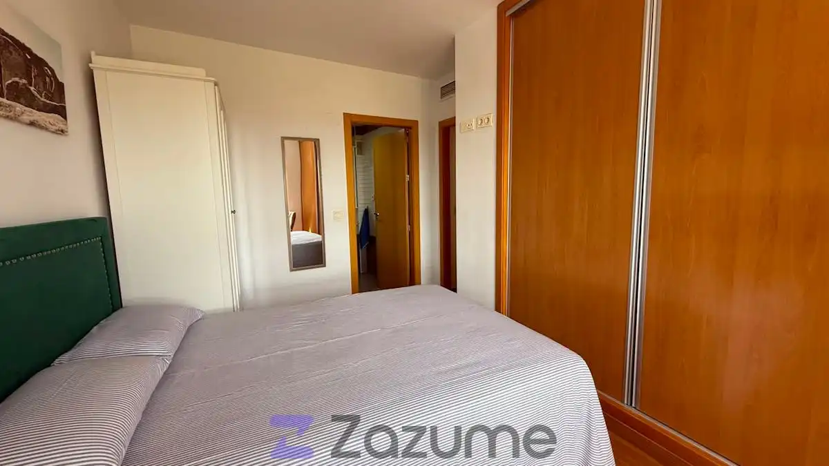Habitación de Piso de alquiler en Murcia con Aire acondicionado, Calefacción y Horno
