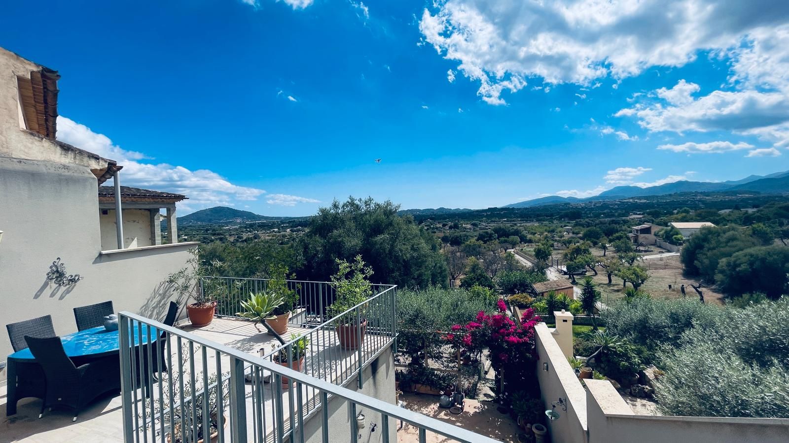 Einfamilien-Reihenhaus miete in Campanet