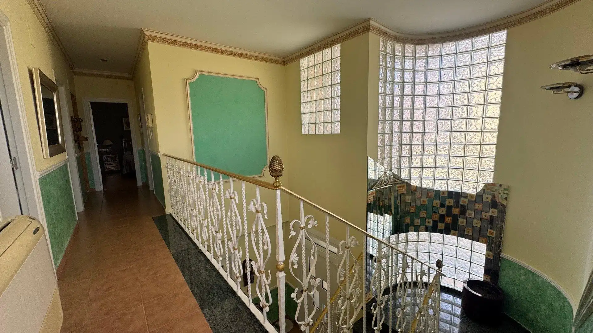 Houses for sale in Sax