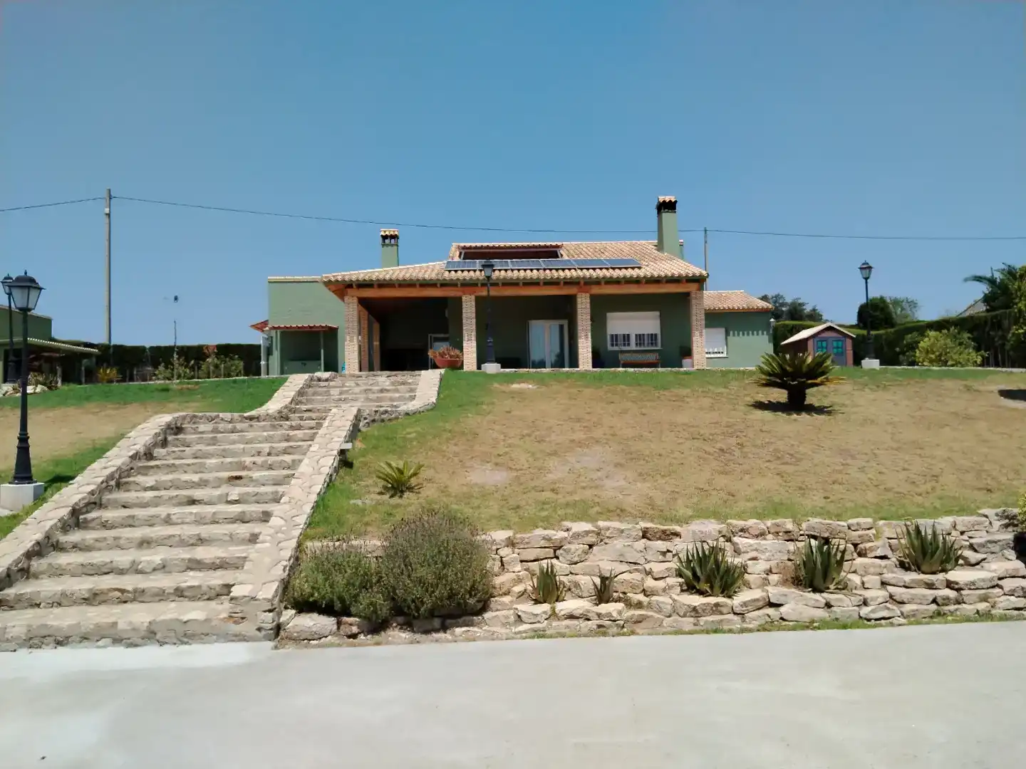 Vista exterior de Casa o chalet en venta en Agullent con Piscina y Balcón