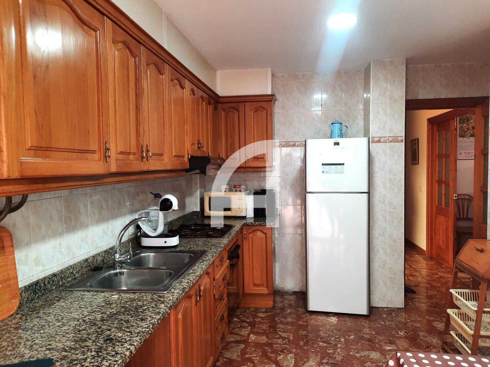 Cuina de Casa o xalet en venda en Girona Capital amb Calefacció