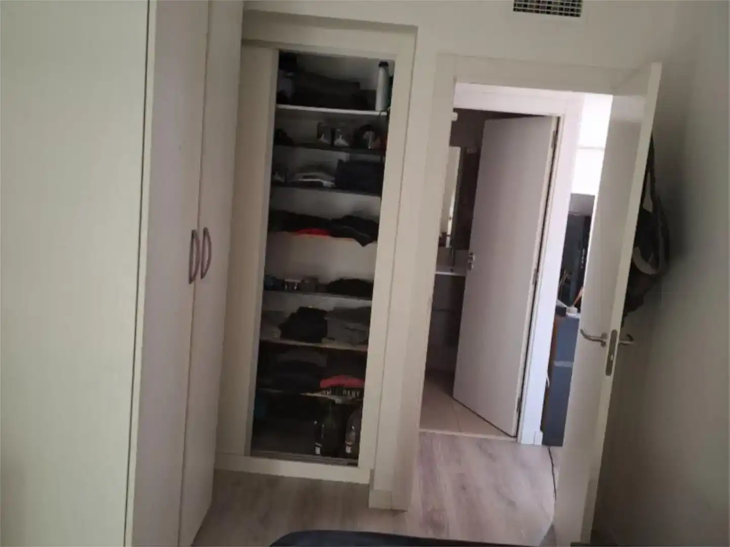 Habitación de Piso para compartir en Ripollet con Aire acondicionado, Parquet y Amueblado