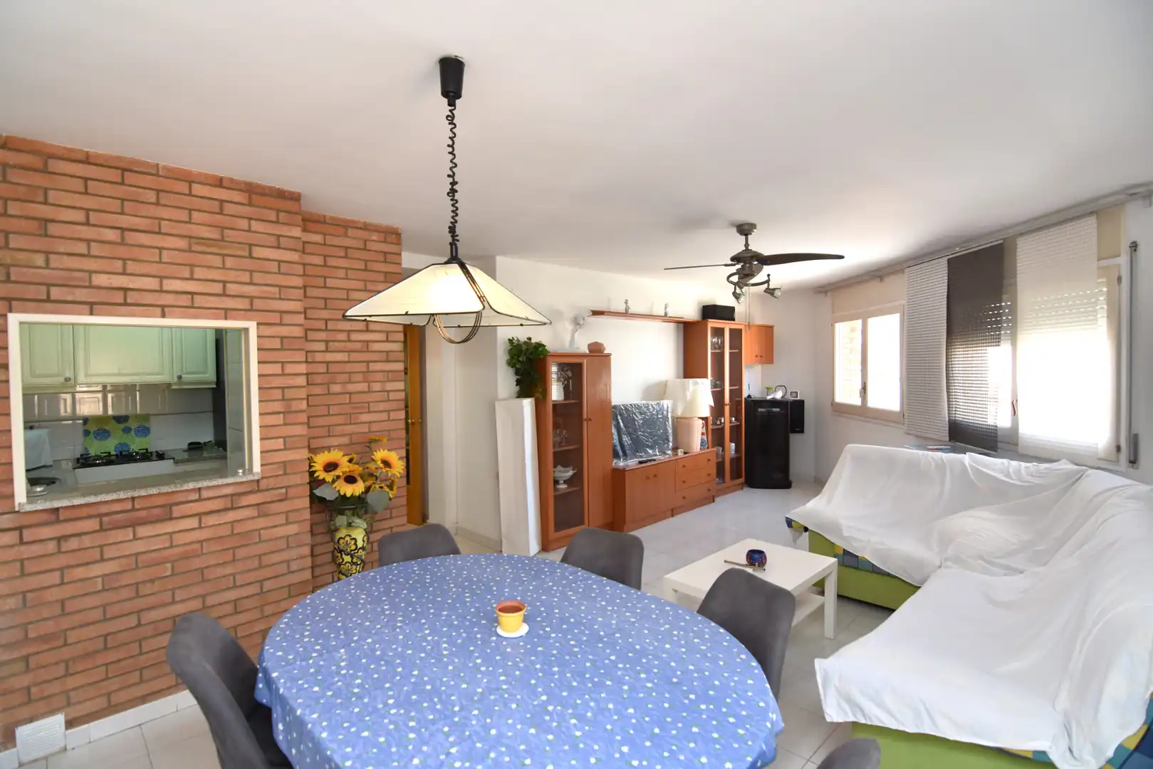 Flat with terrace for sale in Carrer Anselm Clavé, imagen 3