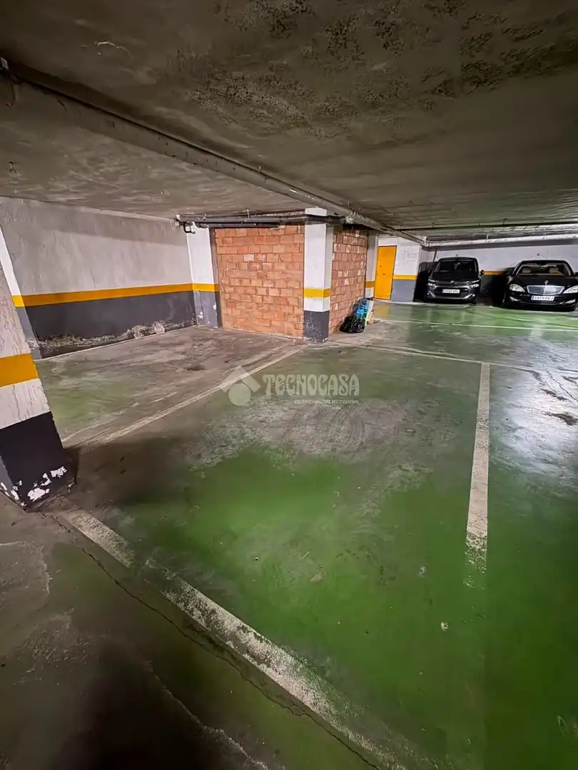 Individual en venda a Nuevo Parque - Los Rosales - Tráfico Pesado